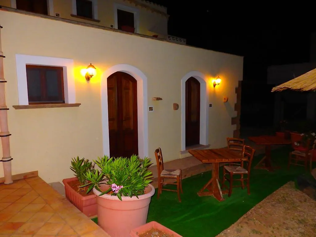 *** מלון קוסטונאצ'י Baglio Cofano Rooms & Relax איטליה