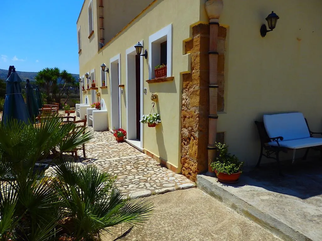 Baglio Cofano Rooms & Relax Custonaci Szálloda