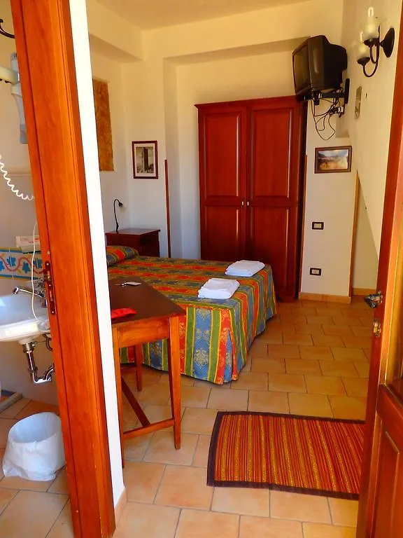 קוסטונאצ'י Baglio Cofano Rooms & Relax