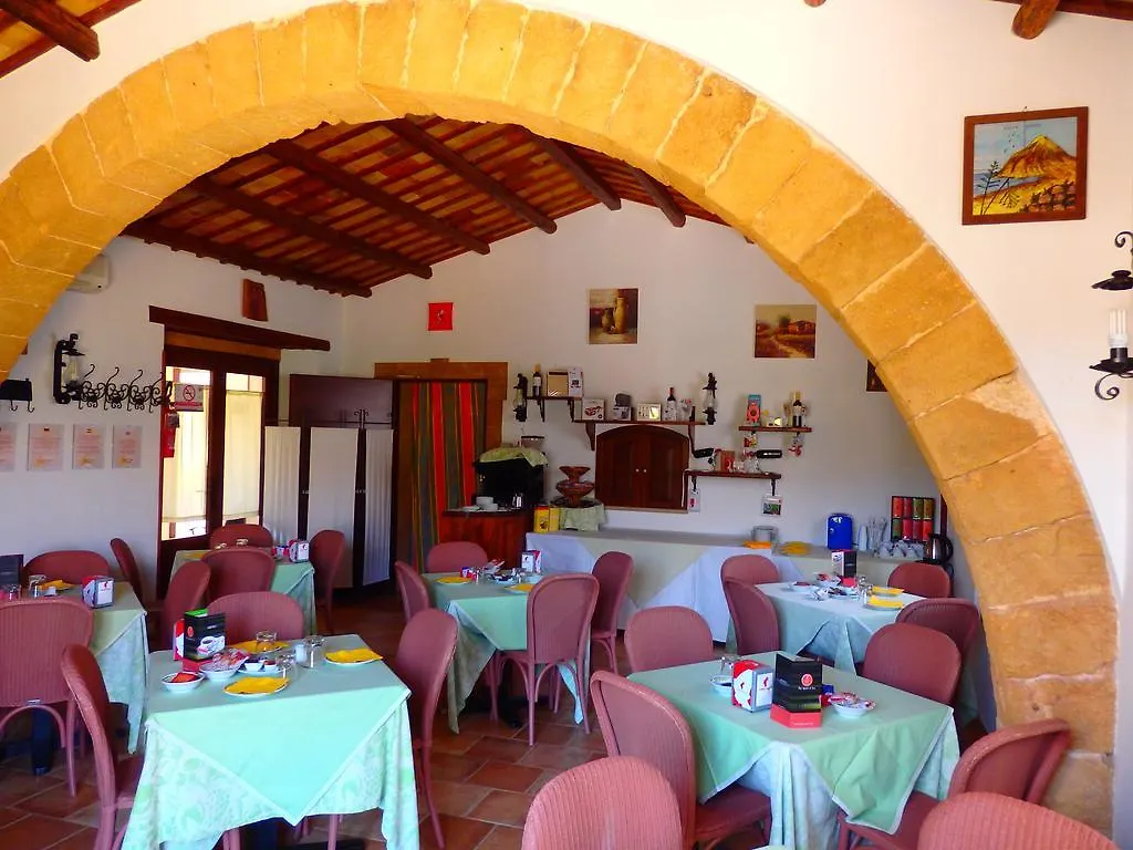 קוסטונאצ'י Baglio Cofano Rooms & Relax